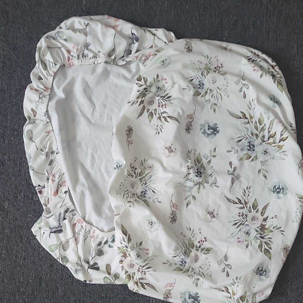 2 Bassinett Sheetd Floral Fitted Sheet Set - White and Green